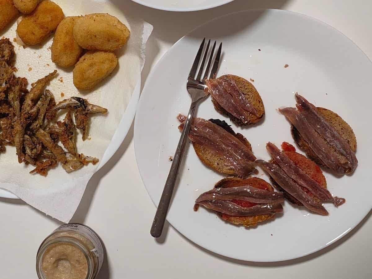 10 restaurantes donde comer en Pals muy bien 6 8. Hotel Restaurant Sa Punta: un clásico de la Costa Brava