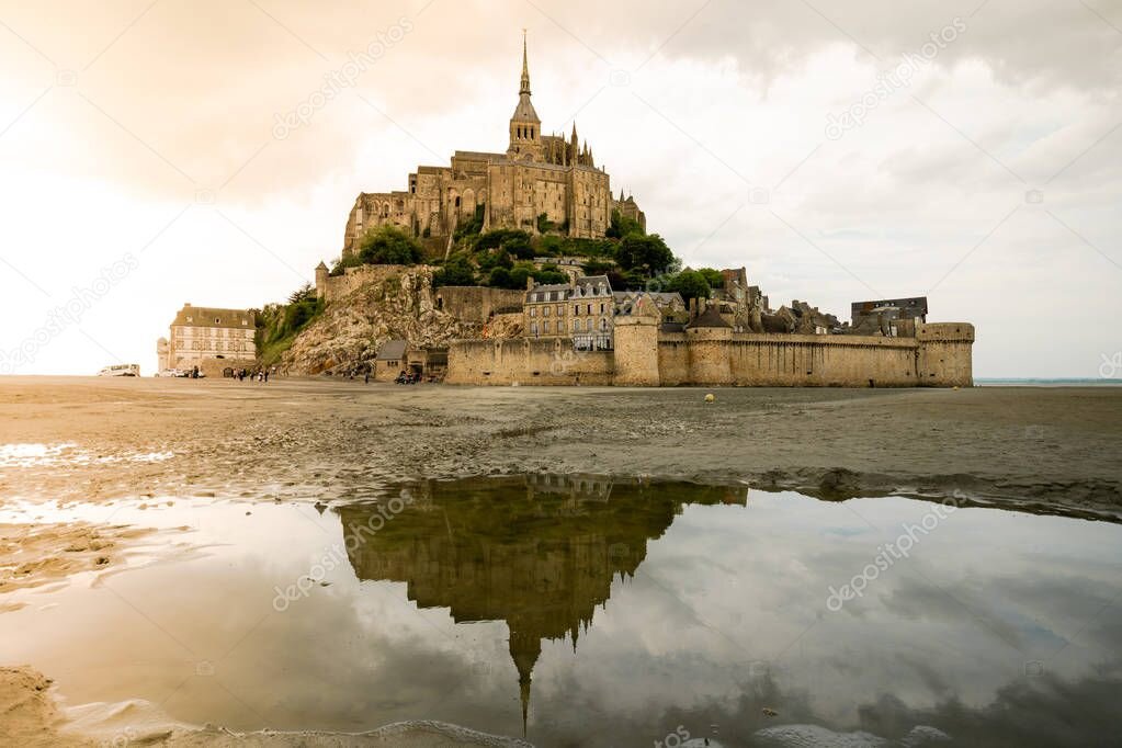 Cómo visitar el Mont Saint-Michel en Normandía: precios y entradas 3 Cómo evitar las colas en el Mont Saint-Michel
