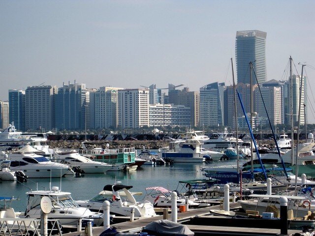 Cómo ir de Dubái a Abu Dhabi (tour o por libre) 3 Excursión a Abu Dhabi desde Dubái en español