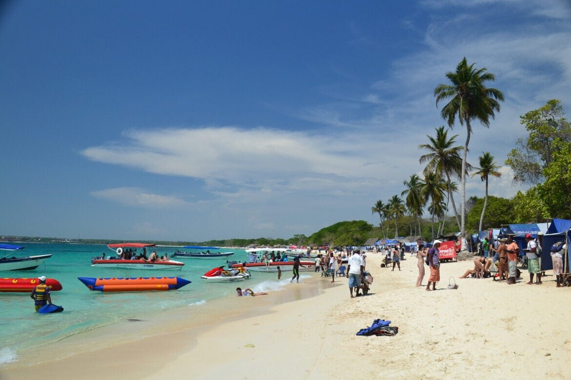 Isla Barú en Colombia: Cómo llegar, qué comer, qué hacer y consejos para ir 3 Formas de llegar a Isla Barú desde Cartagena