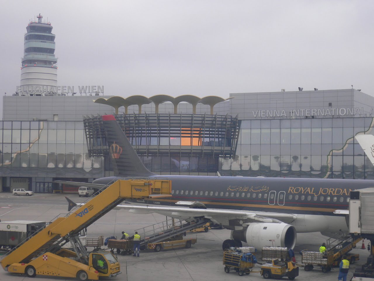 Taxi hasta el aeropuerto de Viena 5 Información adicional sobre el aeropuerto de Viena