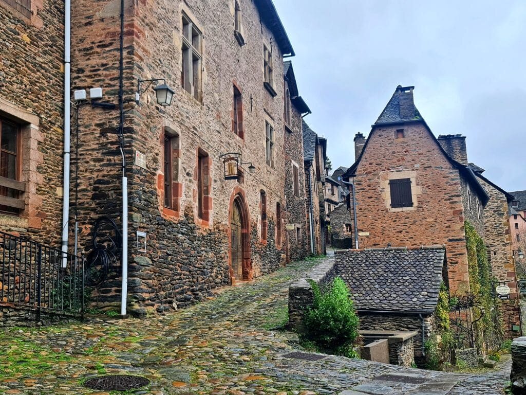 Conques, el pueblo más bonito de Francia 4 Planeando tu visita a Conques
