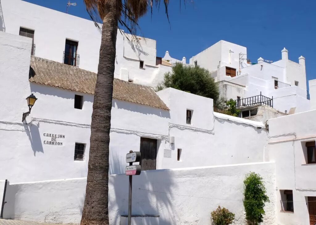 Los mejores free tours en Vejer de la Frontera gratis 4 ¿Qué famoso se casa en Vejer de la Frontera?